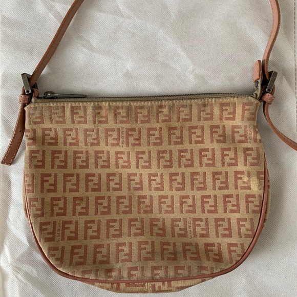 fendi mini shoulder bag